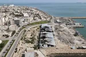 Iran Declares Strait of Hormuz Open Amid Ceasefire