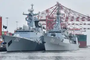 Two Pakistan Navy ships arrive in Colombo