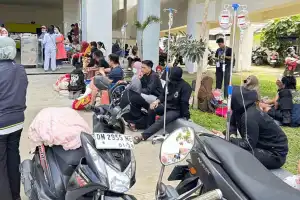 Magnitude 6.7 Earthquake Strikes Indonesia’s Sulawesi Island