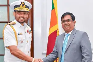 New Navy Commander Meets Presidential Secretary at Presidential Secretariat