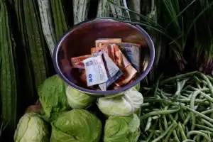 Sri Lanka’s Official Poverty Line Rises to Rs. 17,592 in June