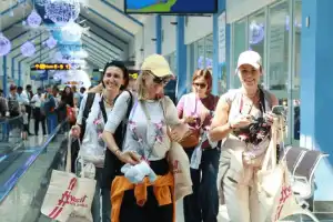 Sri Lanka Records Over 1.46 Million Tourist Arrivals So Far This Year