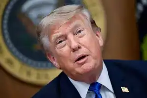 Trump Signals Shift to Economic Pressure as Iran Talks Stall