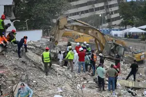 Death toll from Venezuela quakes rises past 6,000