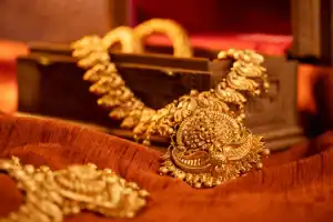 Gold Prices in Sri Lanka Fall by Rs. 4,000